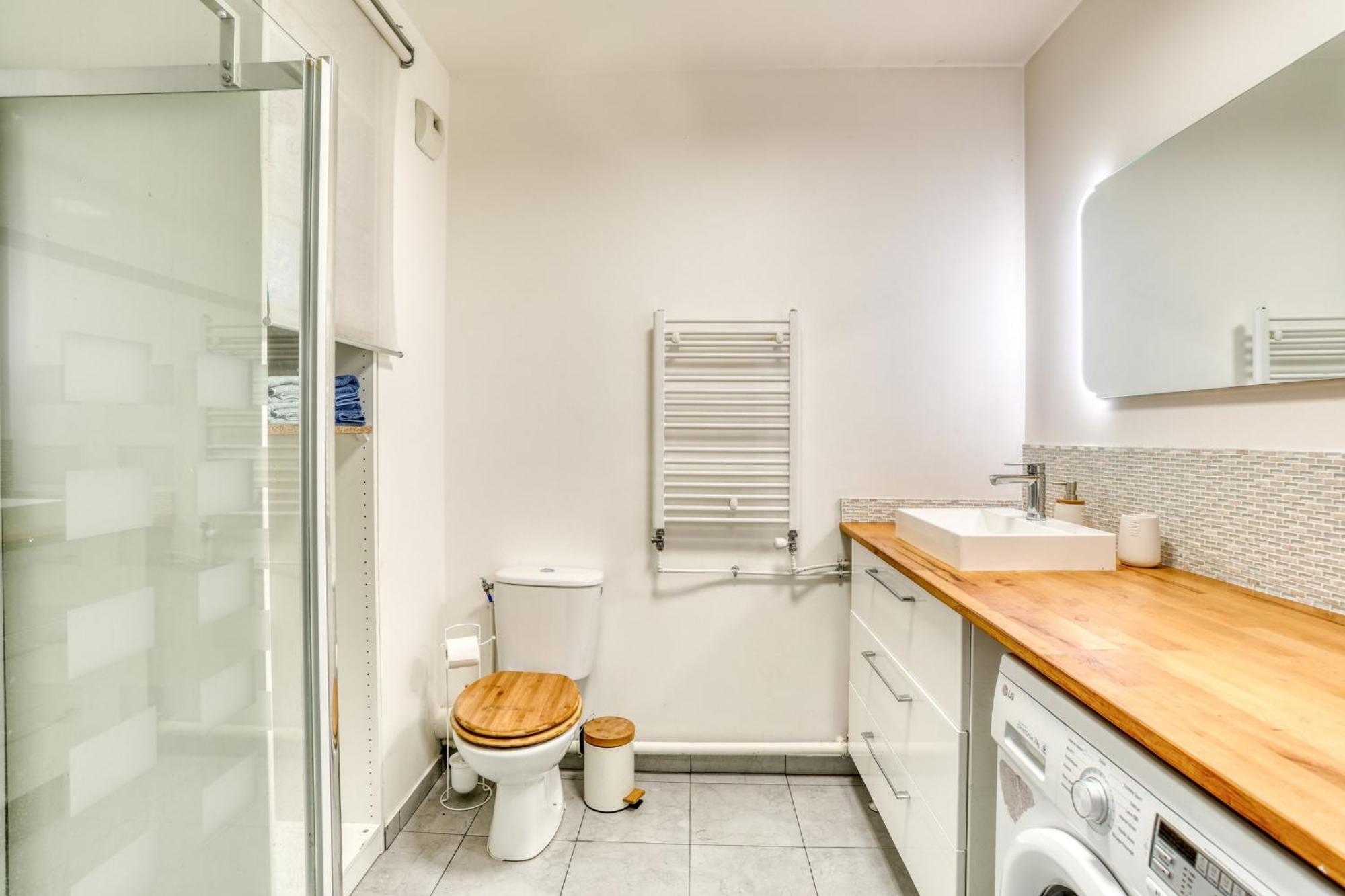 "Le Serenity ", Appartement Spacieux ,Balcon, Parking Prive Gratuit, Netflix, Proche Cdg Et Stade De France Stains Exteriör bild